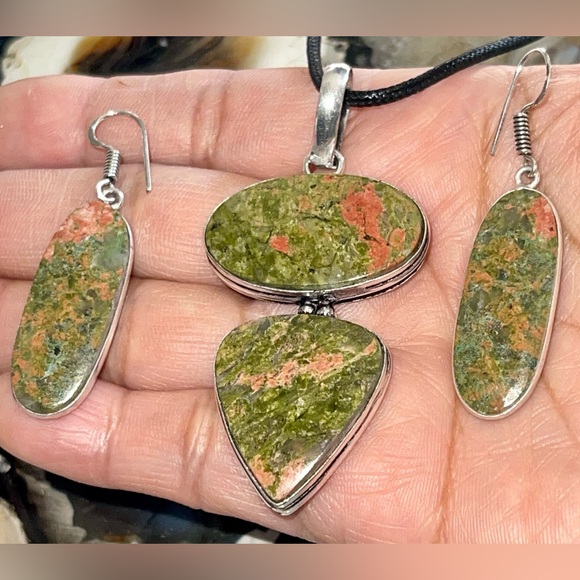 Unakite Jasper Pendant & Earrings Set - Picture 1 of 15